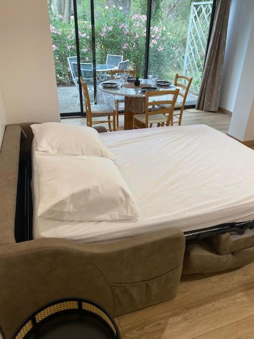 Appartement Residence Vacances Amandier Arles Zewnętrze zdjęcie
